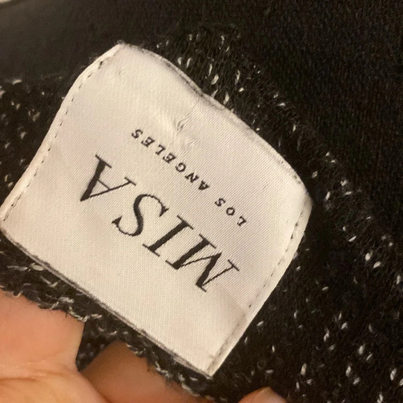 Misa Los Angeles sweater size medium - Picture 4 of 4